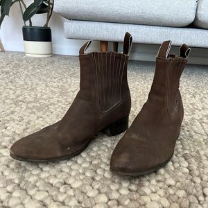 Chelsea boot